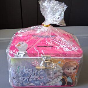 Frozen Saving Box With Lock & Key - Pink